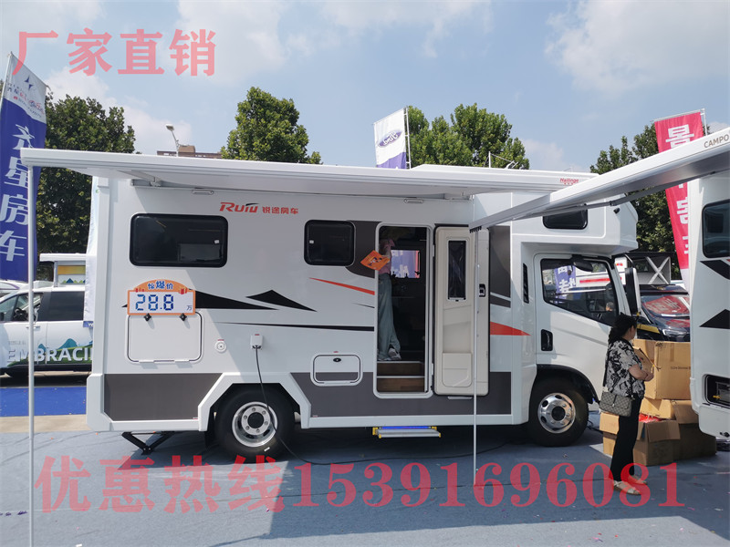 700多萬的房車 帶車庫的房車,能裝奔馳GT!配12.8L發(fā)動機(jī)起售價700萬