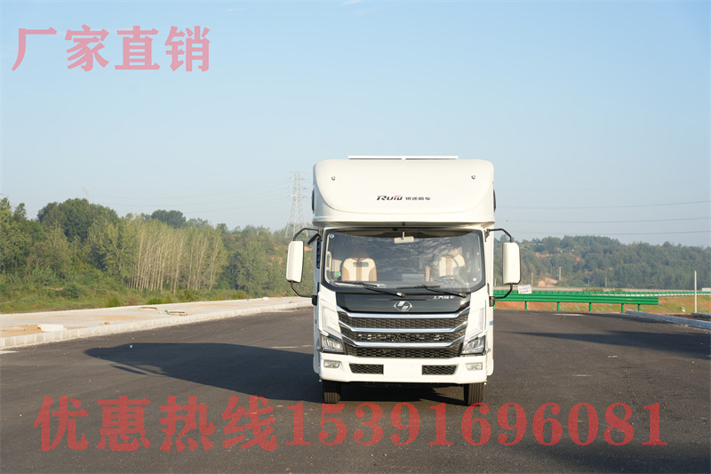 房車裝玻璃